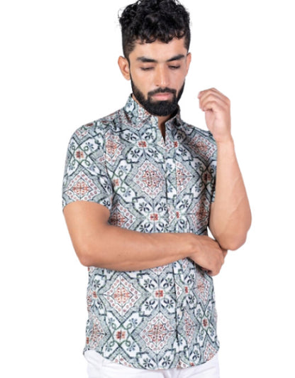 Men Regular Fit Printed Spread Collar Casual Shirt